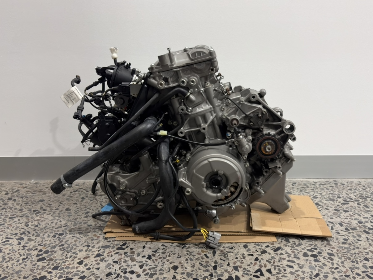 Ducati 2021 Panigale V2 OEM Complete System Engine Assembly Including Injectors, Casings & All Internals