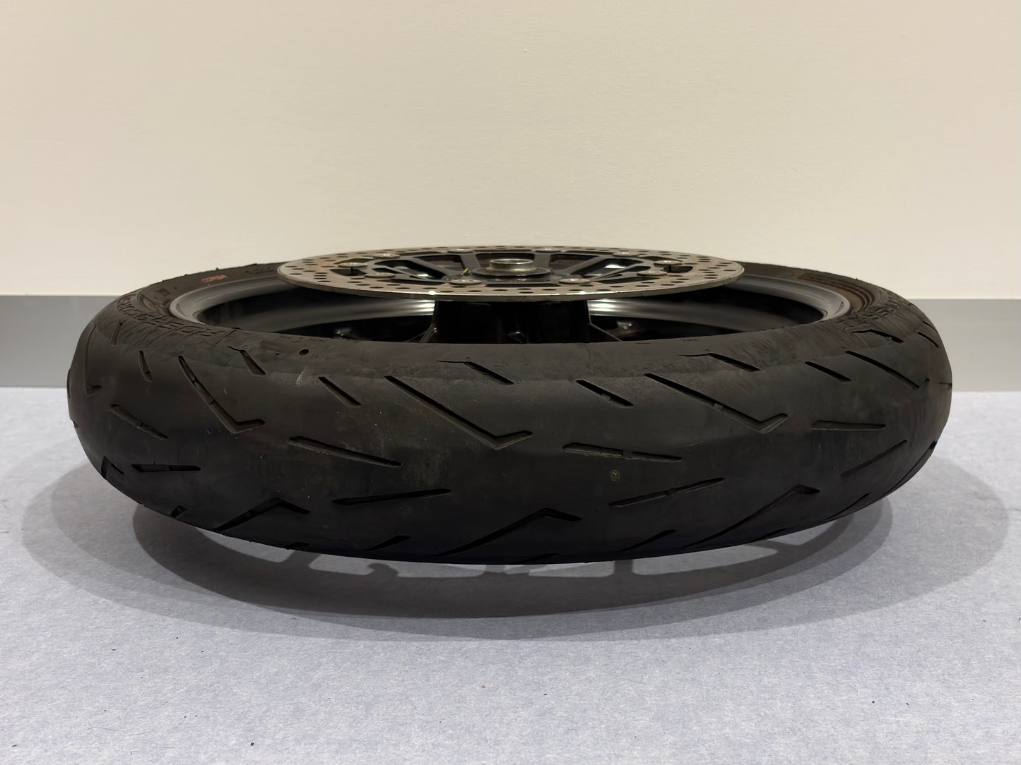 Ducati 2021 Panigale V2 OEM Front Wheel Rim Assembly & Front Wheel Spindle Shaft Axle & Front Brake Discs & Tyre